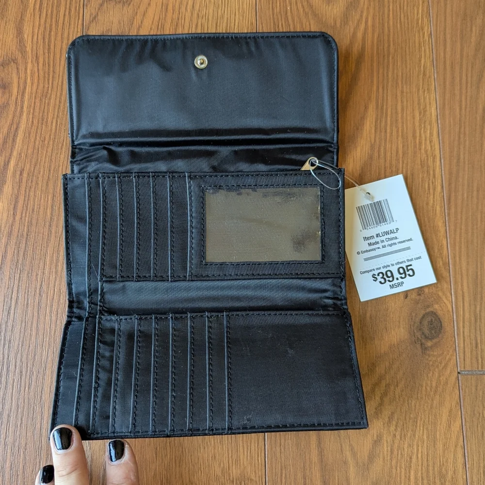 Embassy Trifold Wallet Black New with Tags Original Box